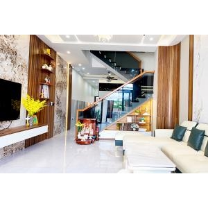 Nhà Phố Chị Mét